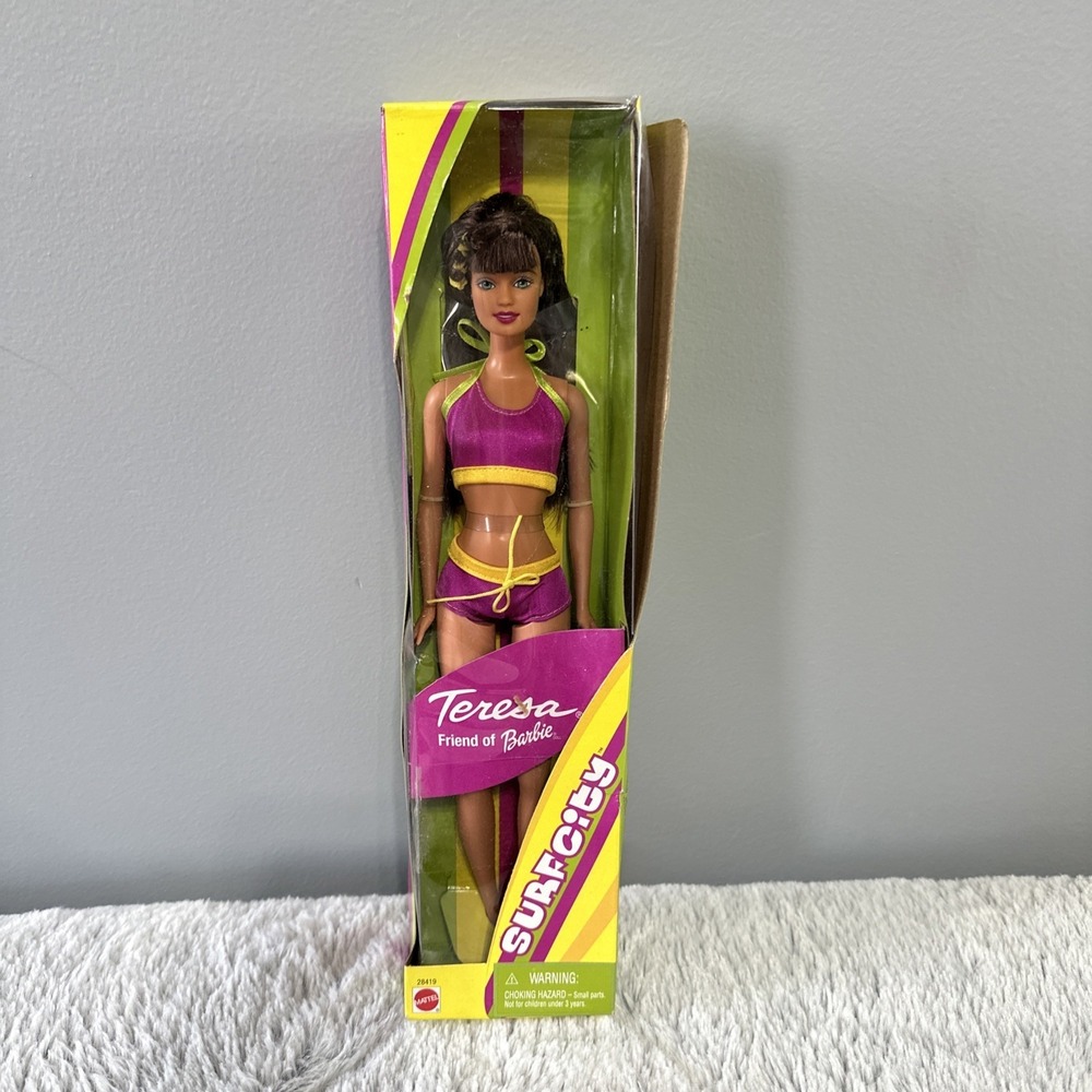 VINTAGE‎ BARBIE DOLL "SURF CITY TERESA" MATTEL 28419 NRFB 2000